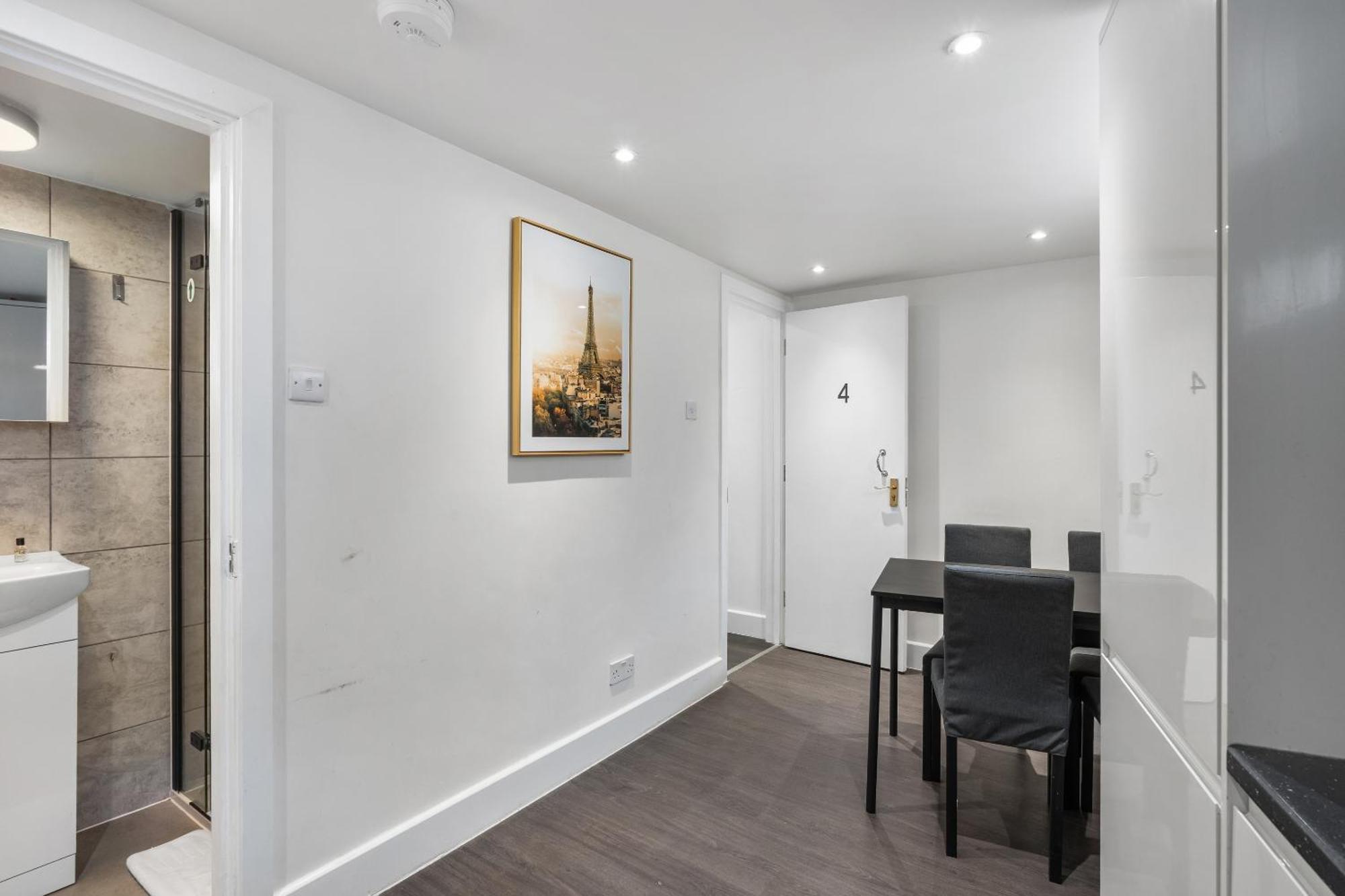 Апартаменты Queens Place - 3 Bedroom Брайтонн